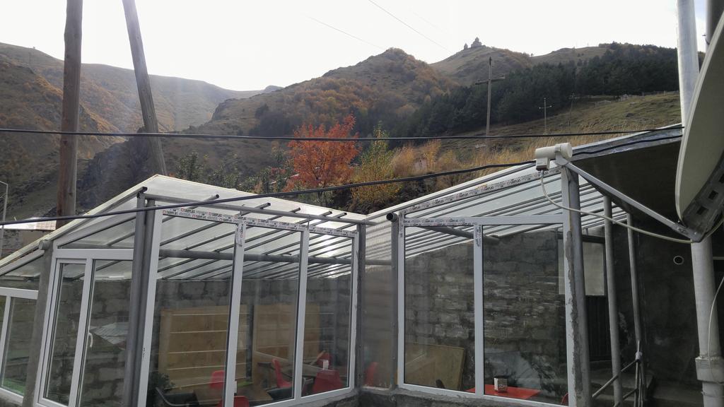 Tamila Guest House Kazbegi Exteriör bild