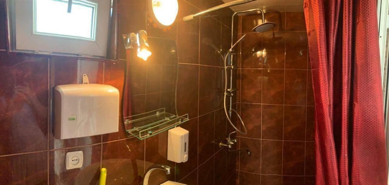 Tamila Guest House Kazbegi Exteriör bild