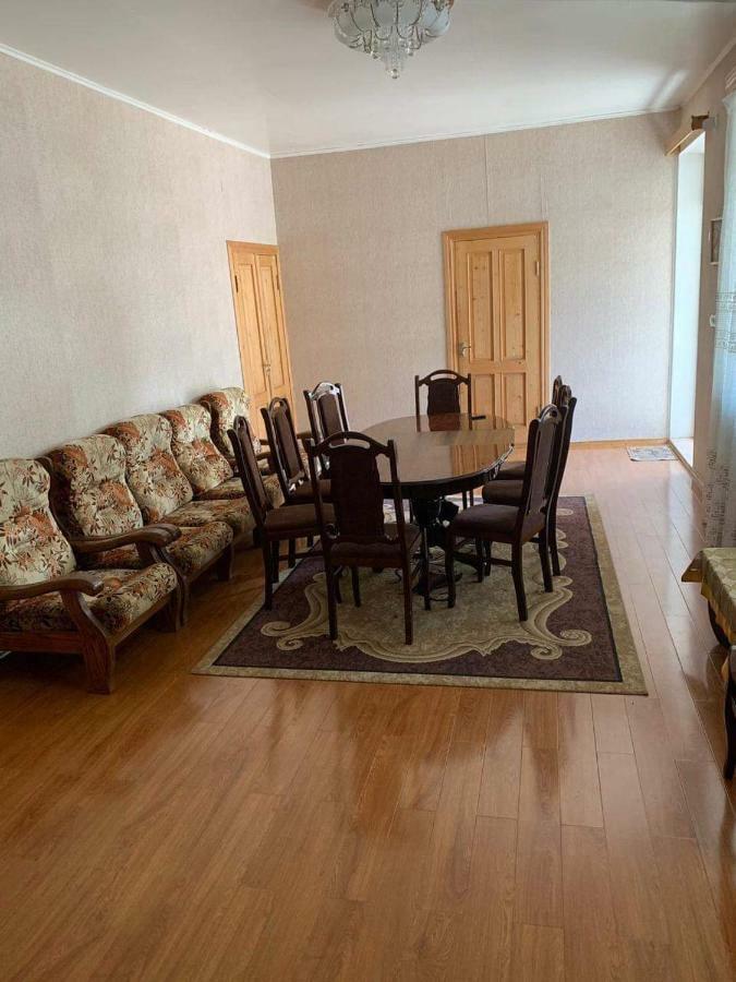 Tamila Guest House Kazbegi Exteriör bild